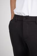 Calça Alfaiataria Masculina em Malha Premium com Ajuste Lateral