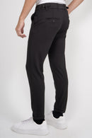 Calça Alfaiataria Masculina em Malha Premium com Ajuste Lateral