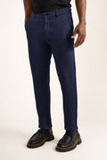 Calça de Alfaiataria Slim de Poliamida com Ajuste