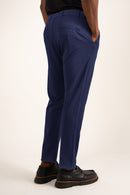 Calça de Alfaiataria Slim de Poliamida com Ajuste