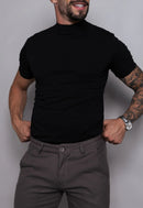 Camiseta Slim Gola Alta Preta